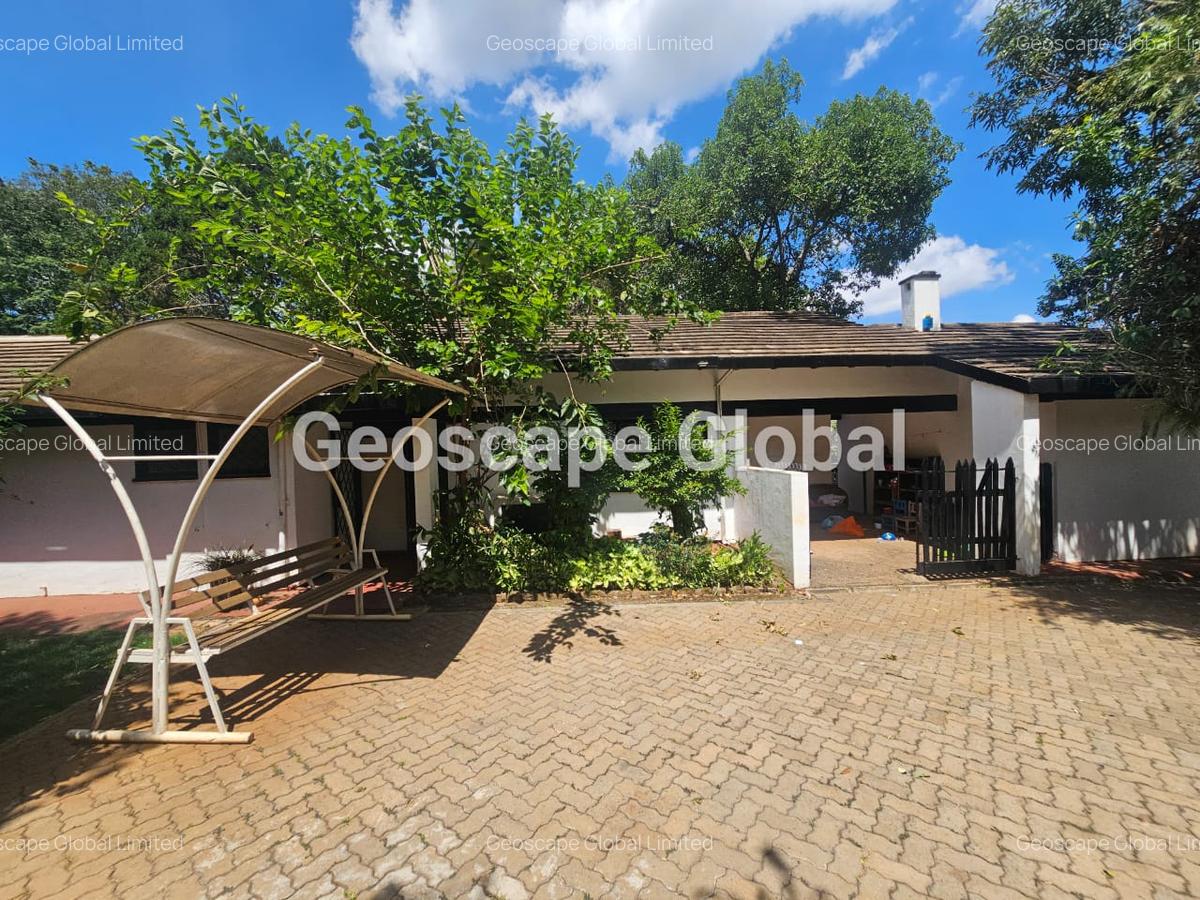 4 Bed House with En Suite in Loresho - 1