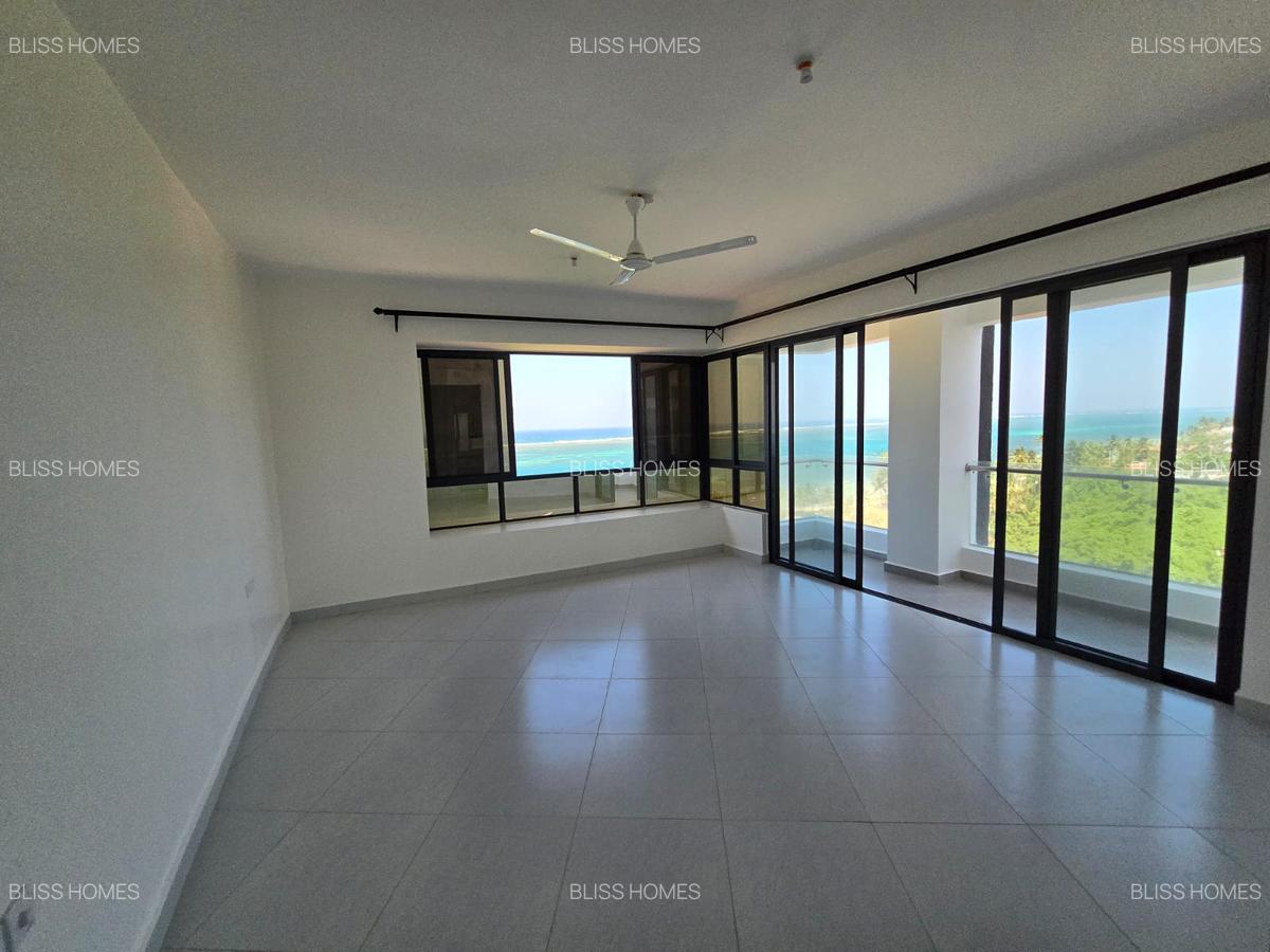 4 Bed Apartment with En Suite at Nyali Beach Road - 8