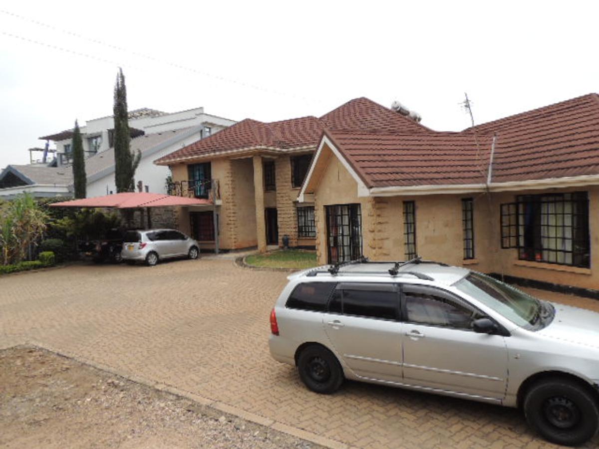 5 Bed Townhouse with En Suite at Karen Plains - 10