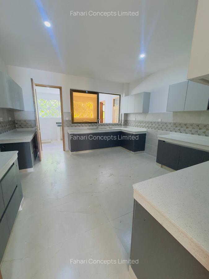 3 Bed Apartment with En Suite in Nyali Area - 5