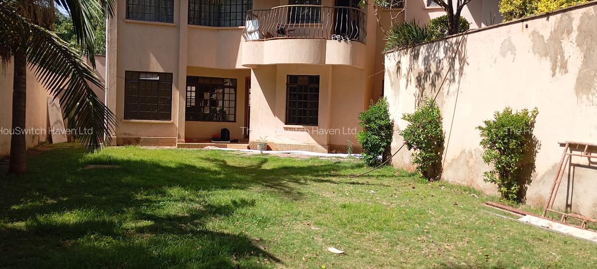 2 Bed House with En Suite at Runda Grove - 2