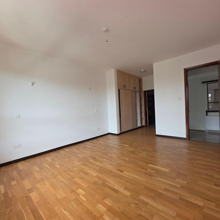 4 Bed Apartment with En Suite at General Mathenge - 13
