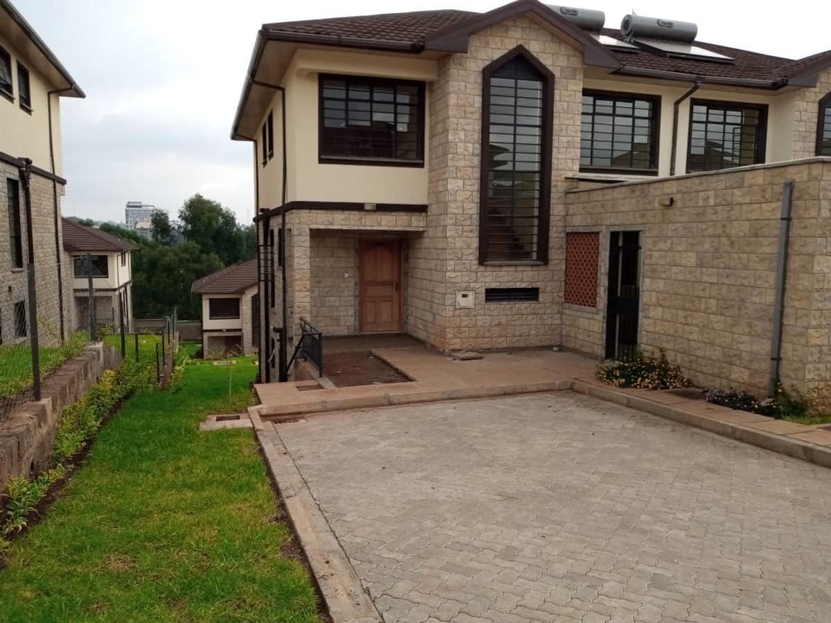 5 Bed Townhouse with En Suite in Kiambu Road - 12