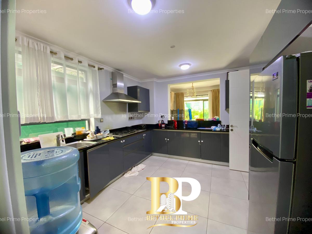 4 Bed Townhouse with En Suite in Kiambu Road - 7