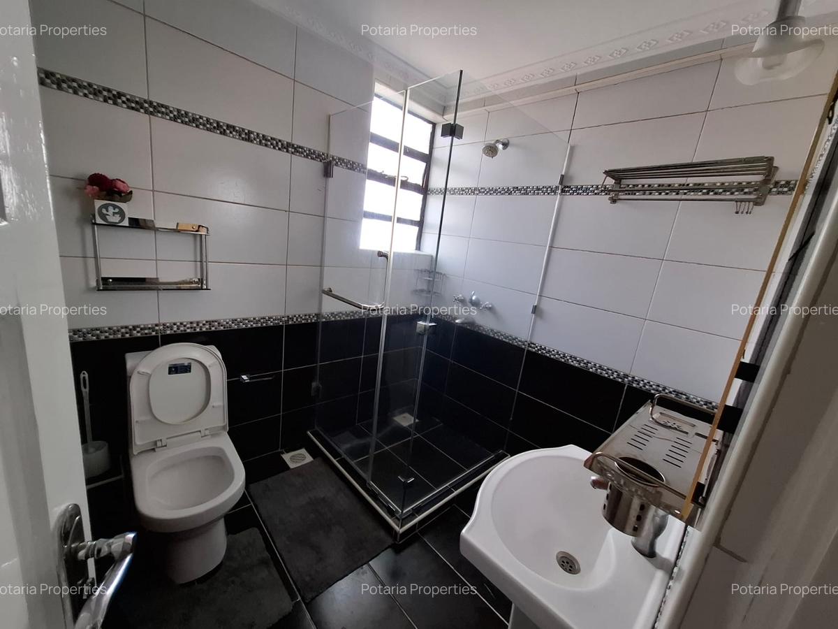 Serviced 3 Bed Apartment with En Suite in Kilimani - 8