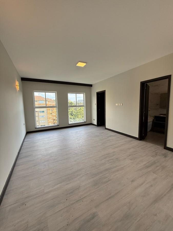 2 Bed Apartment with En Suite in Riverside - 7
