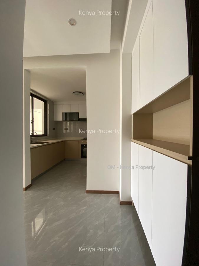 2 Bed Apartment with En Suite in Westlands Area - 16