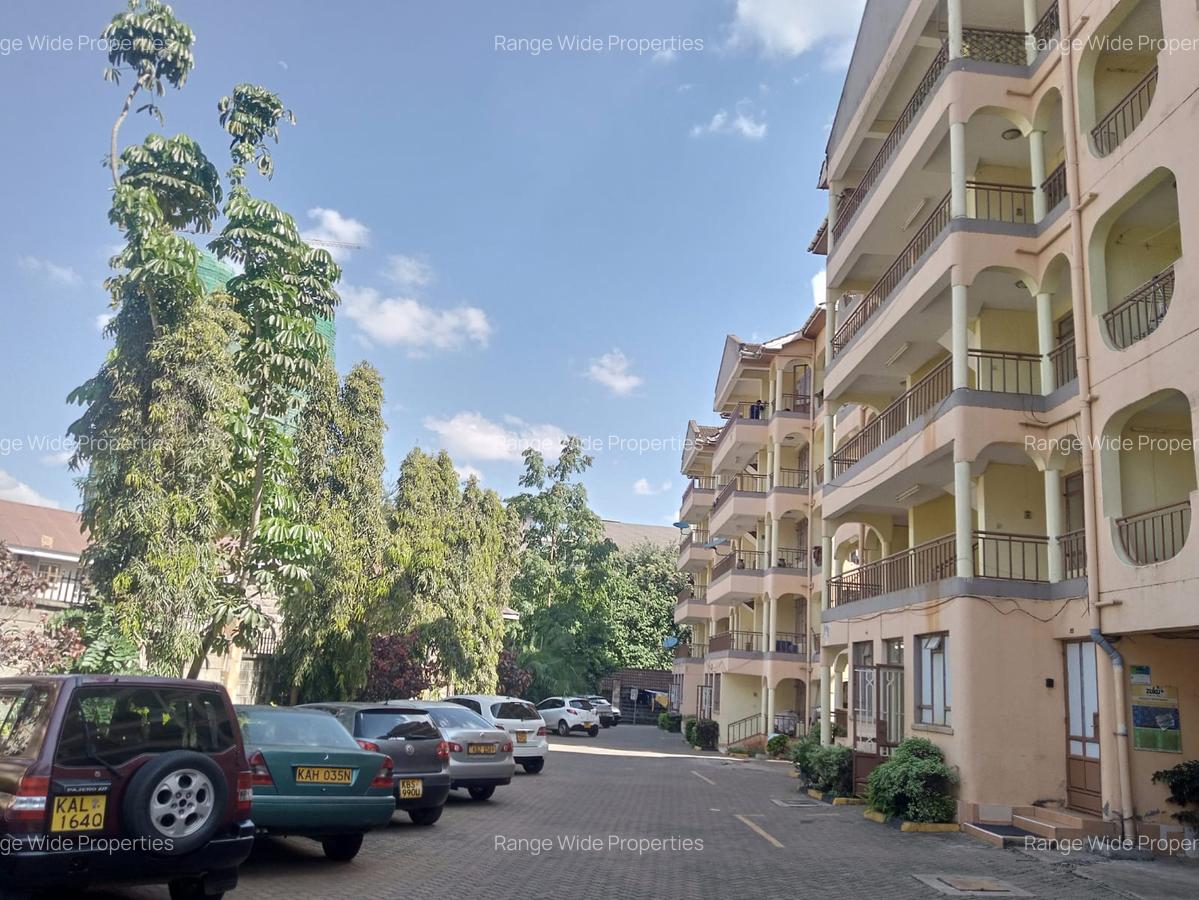 2 Bed Apartment with En Suite at Brookside Area - 1