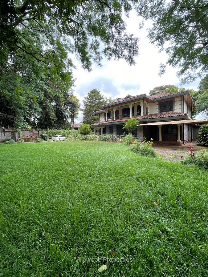 5 Bed Villa with En Suite in Nyari - 1