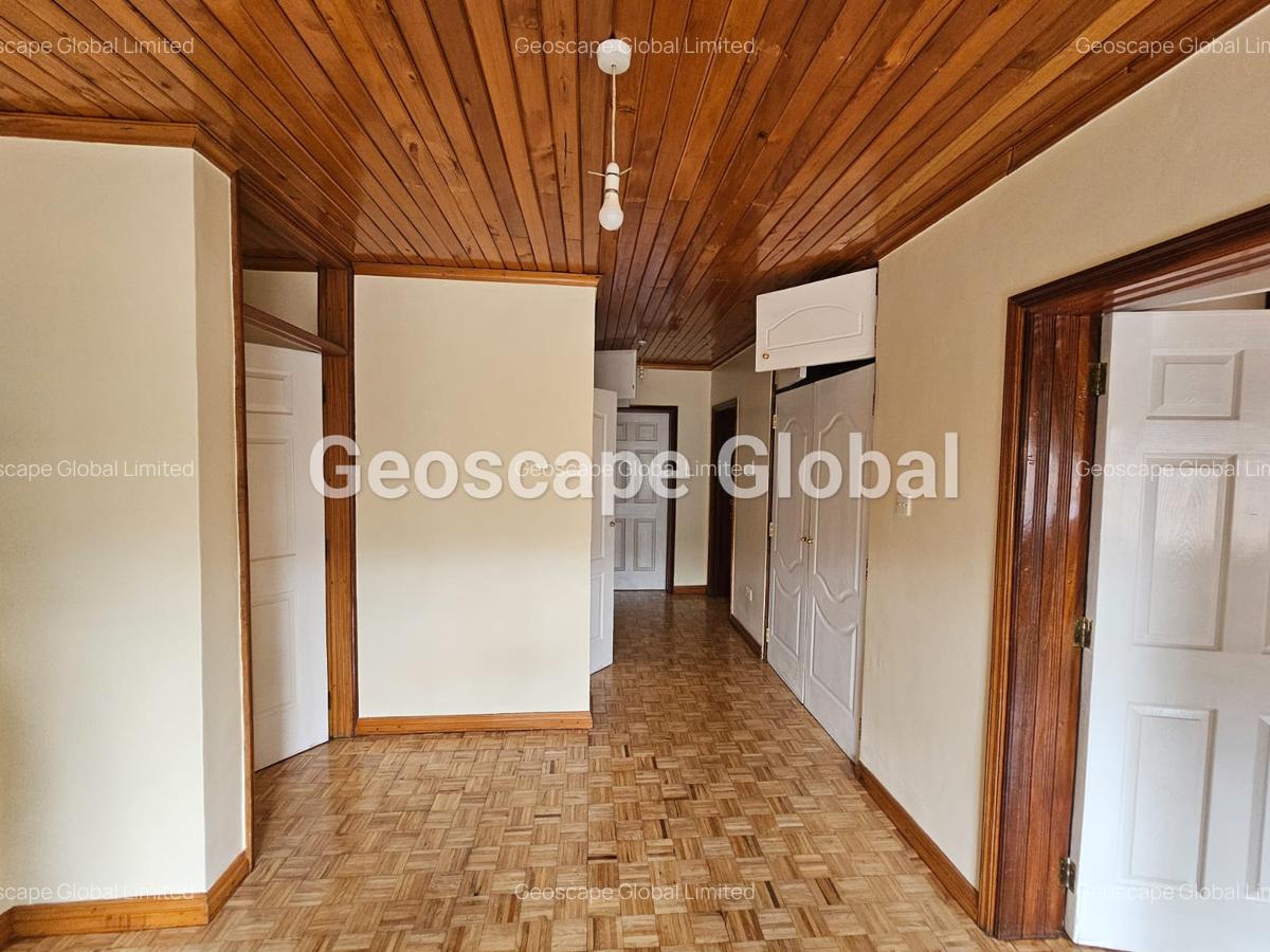 4 Bed House with En Suite in Karen - 9