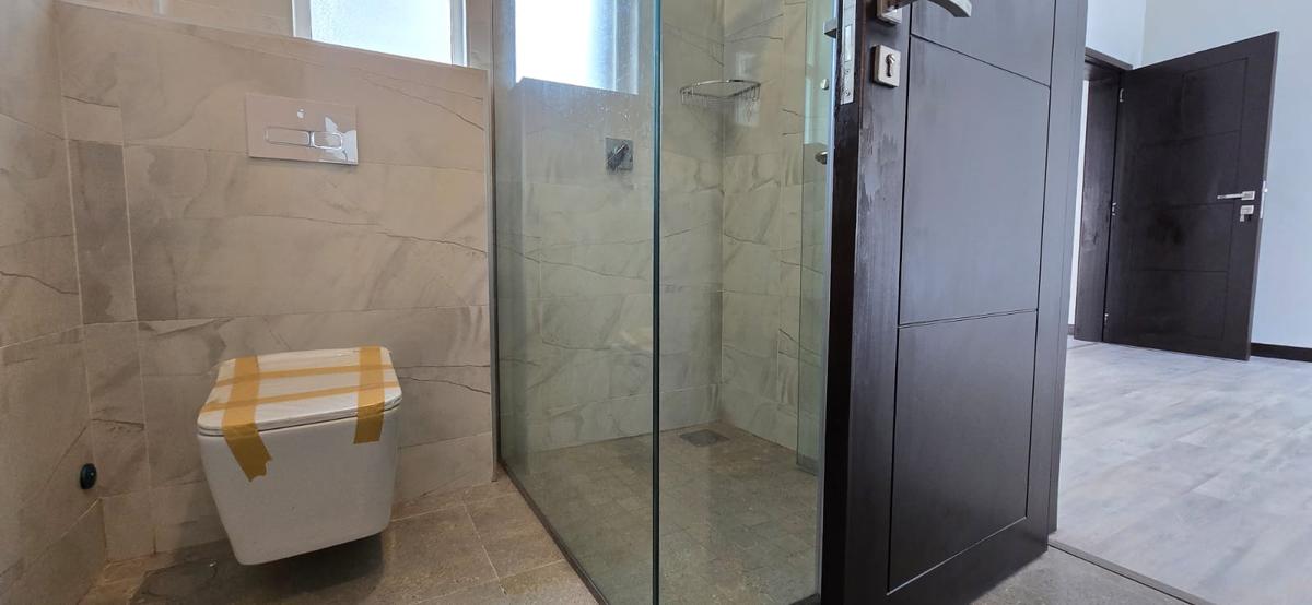2 Bed Apartment with En Suite at Riverside Dr - 7