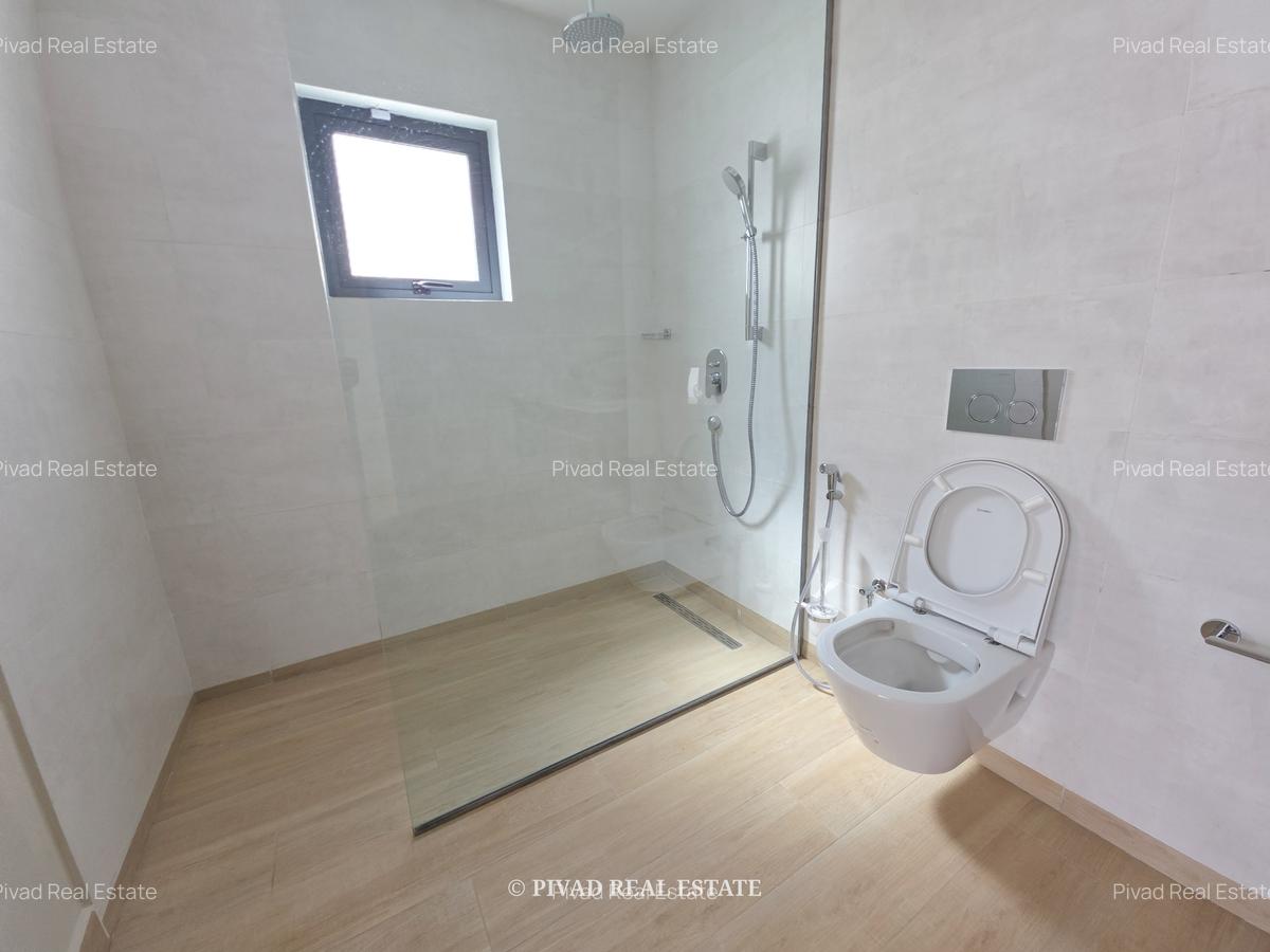 5 Bed Townhouse with Staff Quarters in Kyuna - 13