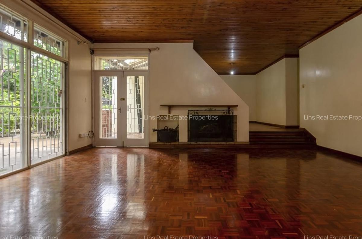 4 Bed House with En Suite in Loresho - 2