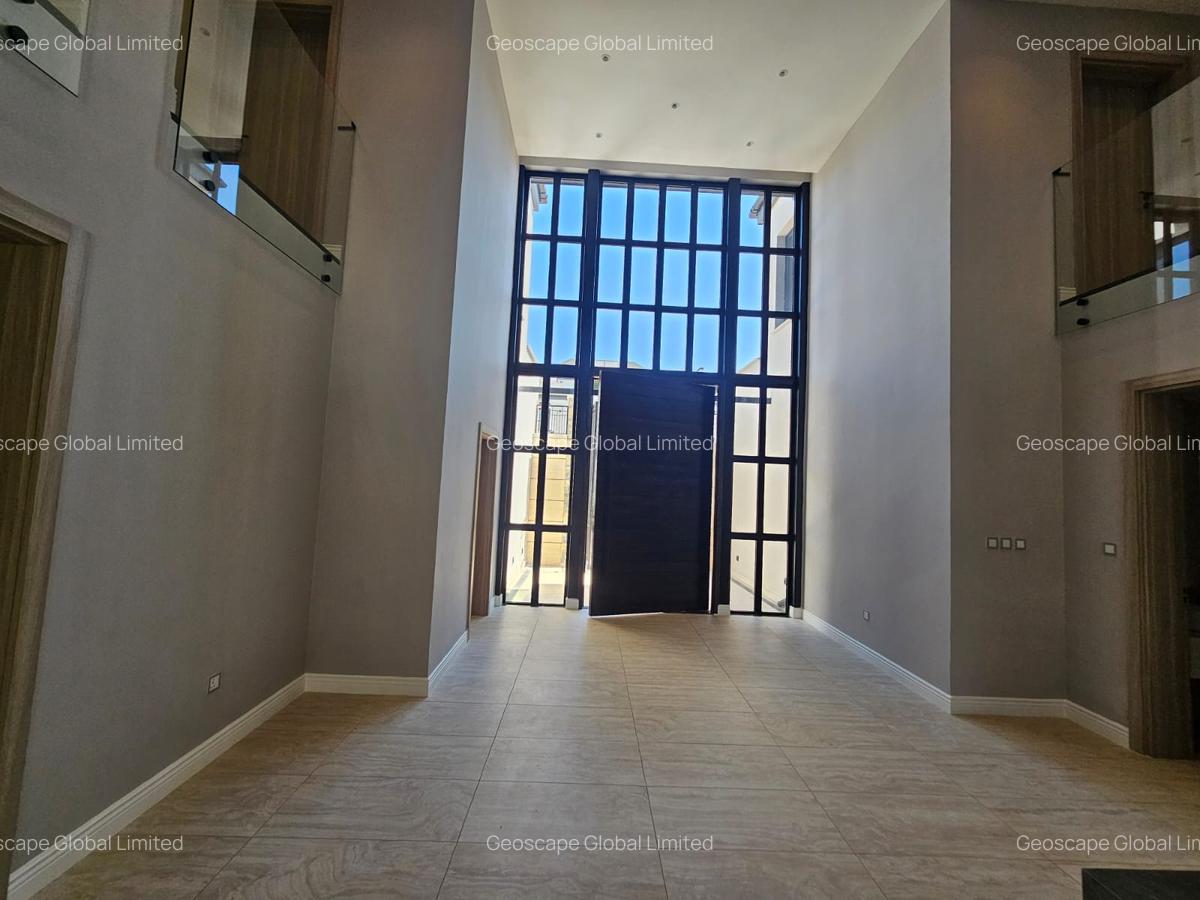 4 Bed Townhouse with En Suite in Runda - 5