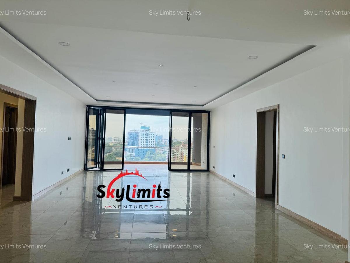 4 Bed Apartment with En Suite at Spring Valley - 17