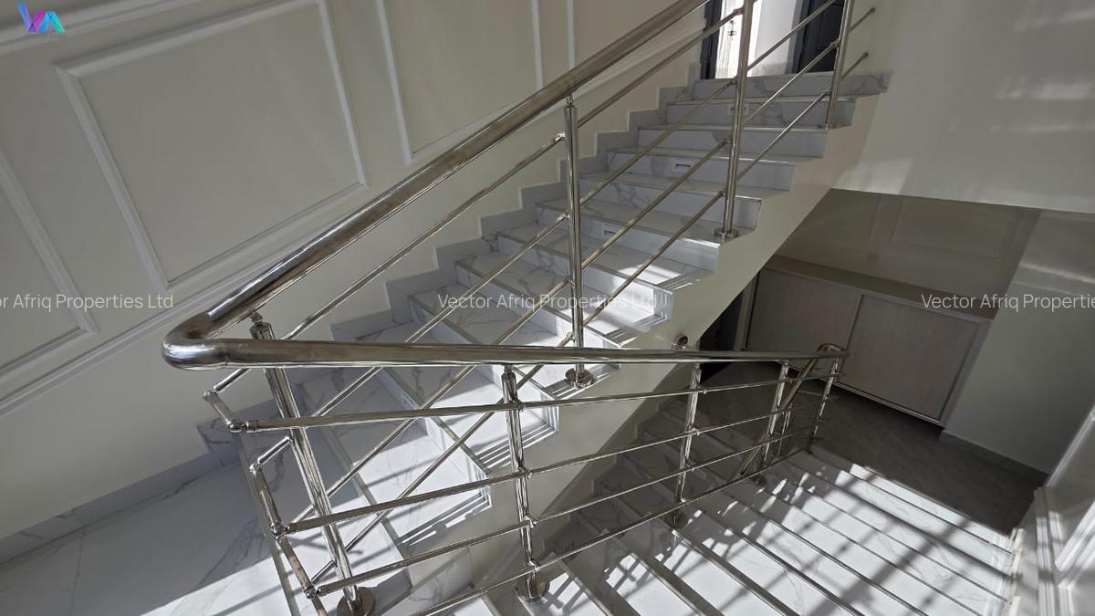 4 Bed Townhouse with En Suite in Ruiru - 5