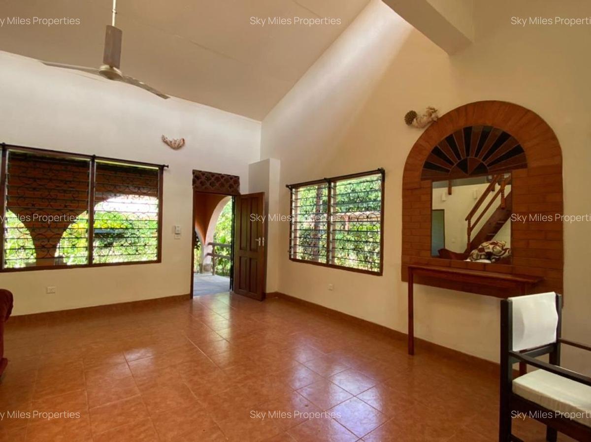 6 Bed Villa with En Suite at Posta Mtwapa - 7