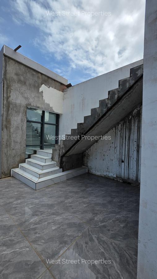 5 Bed Villa with En Suite at Chalbi - 4