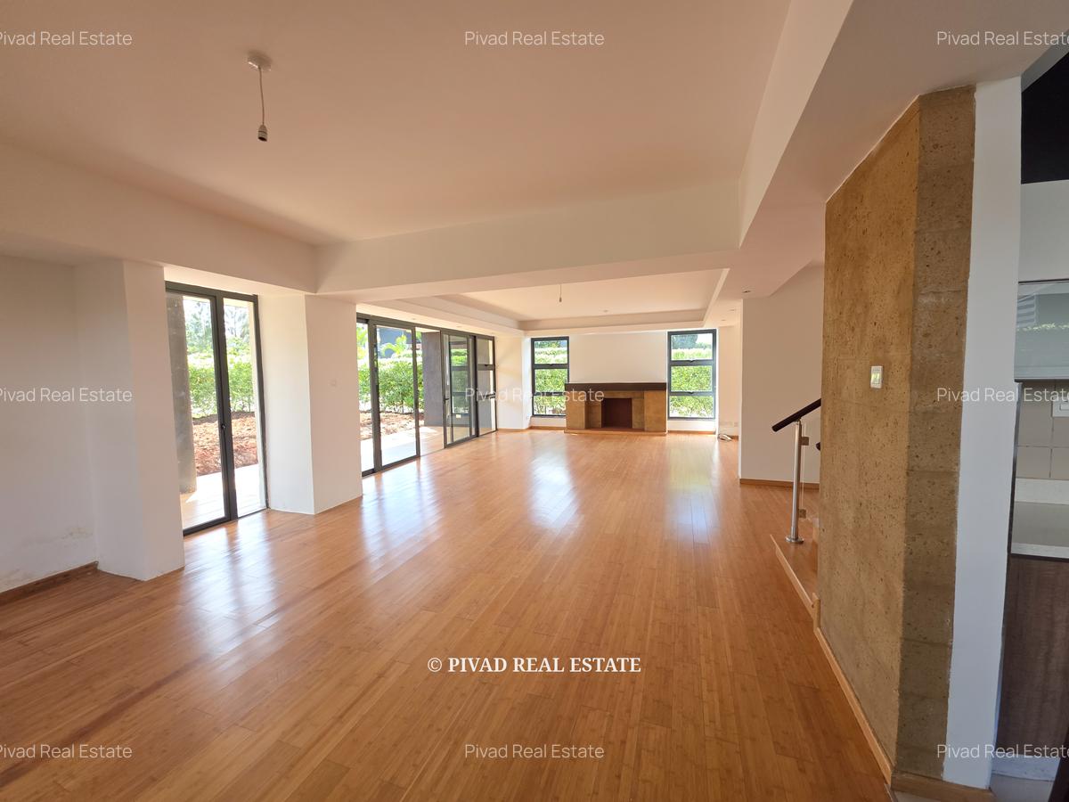 4 Bed House with Garden at Garden Estate - 14