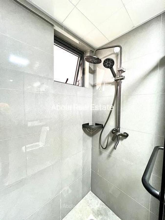 1 Bed Apartment with Gym in Riverside - 5