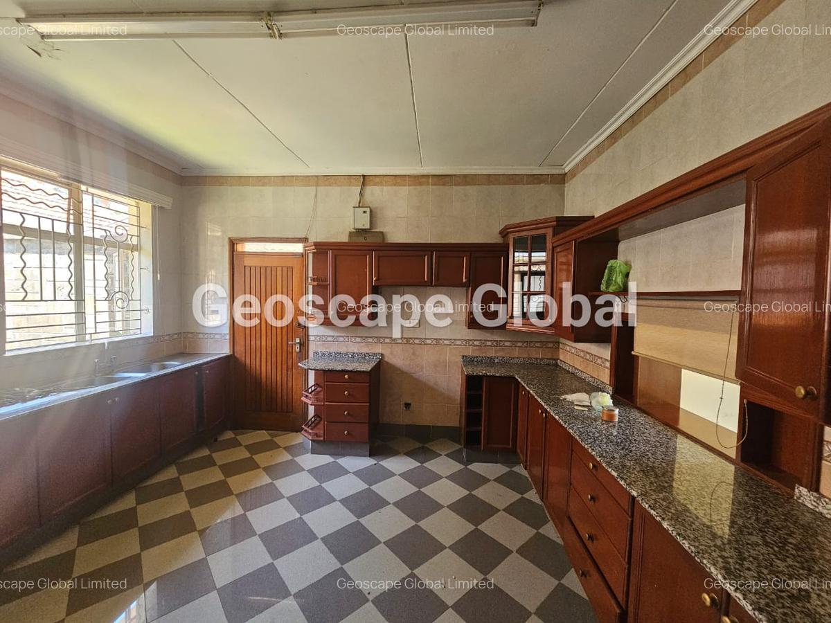 4 Bed House with En Suite in Thigiri - 3