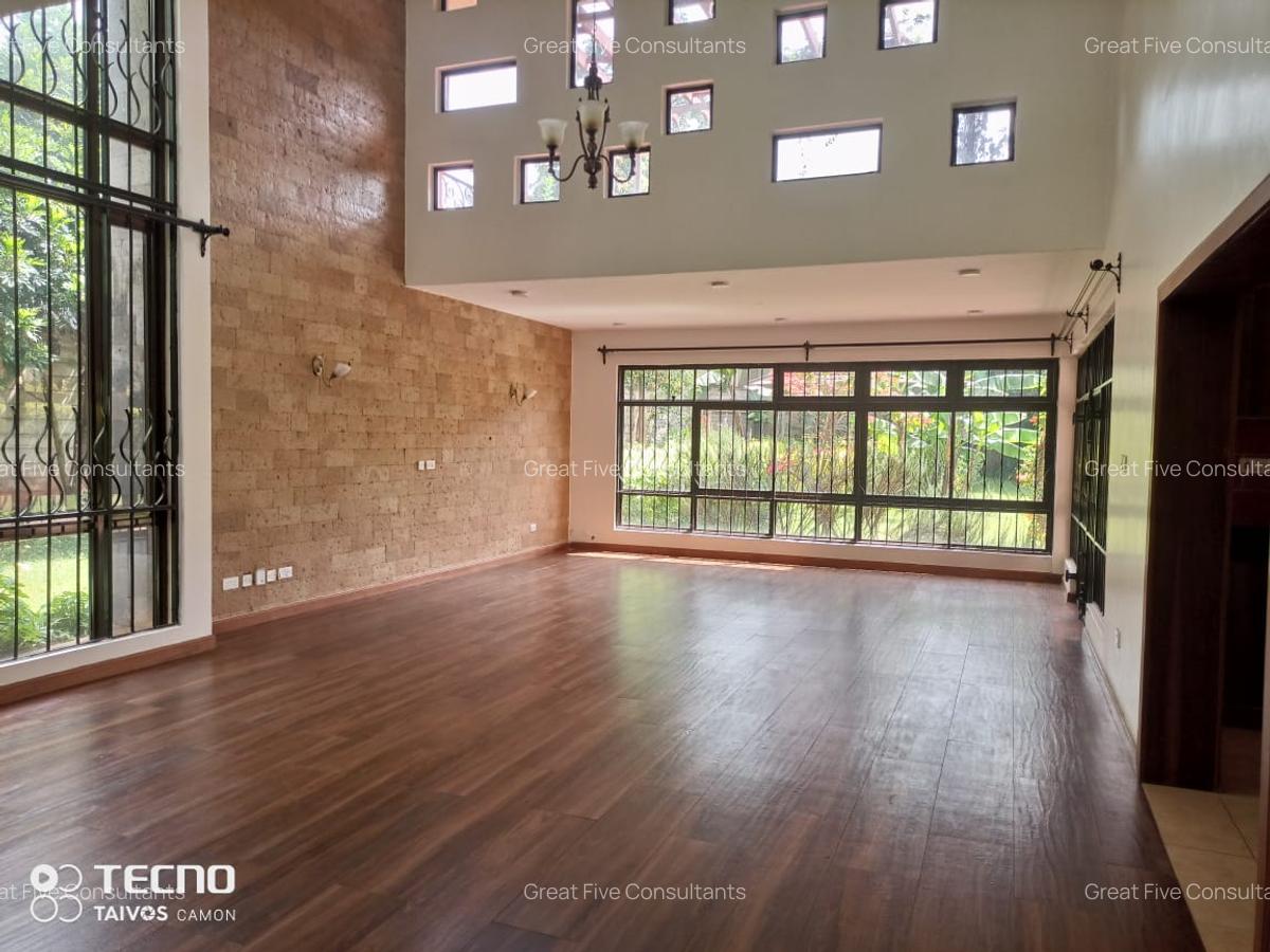 4 Bed Villa with En Suite in Runda - 4