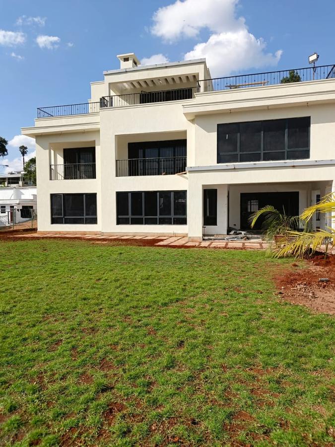 5 Bed Townhouse with En Suite in Kyuna - 1