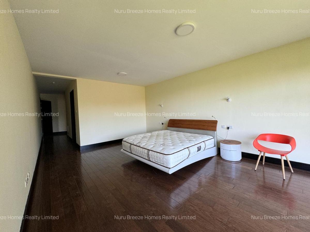 4 Bed Apartment with En Suite in General Mathenge - 14