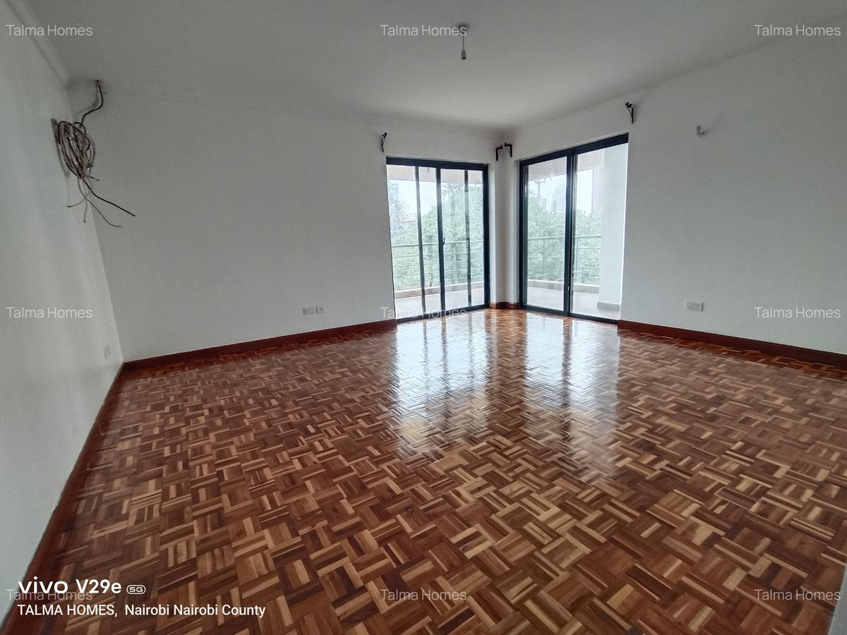 3 Bed Apartment with En Suite at Mpaka Road - 17