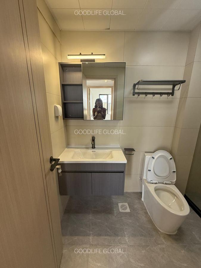 2 Bed Apartment with En Suite at Westlands Area - 19