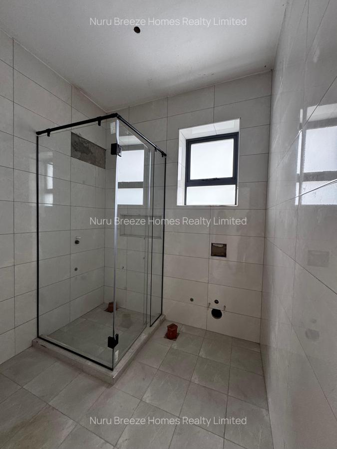 3 Bed Apartment with En Suite in Brookside - 20