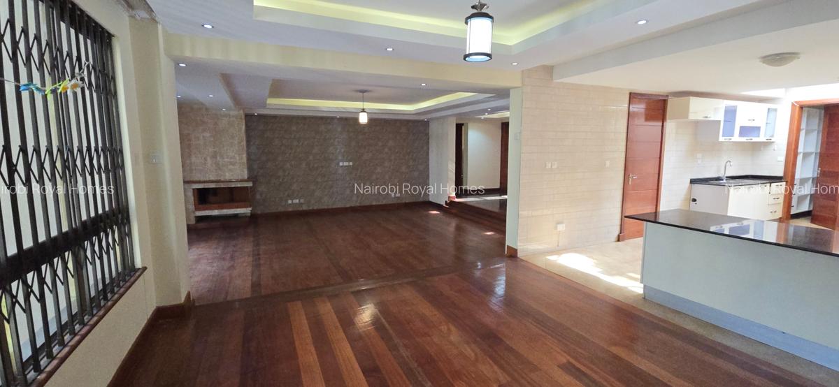 5 Bed Townhouse with En Suite at Lavington Green - 8