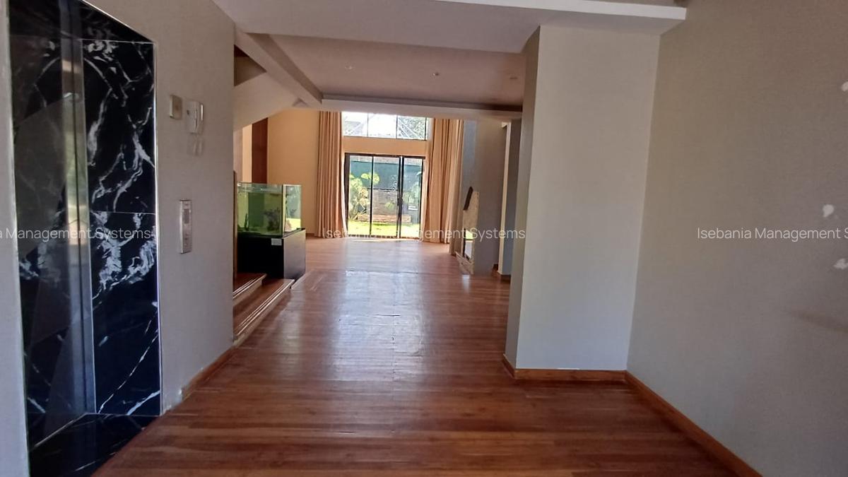 5 Bed House with En Suite at Runda Road - 6