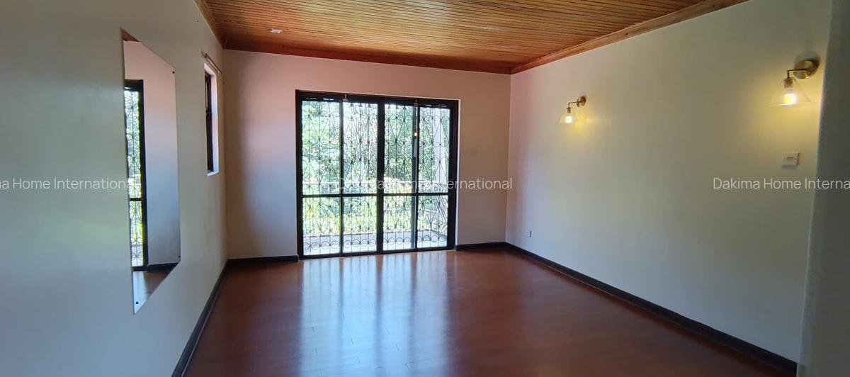 5 Bed House with En Suite in Muthaiga - 11