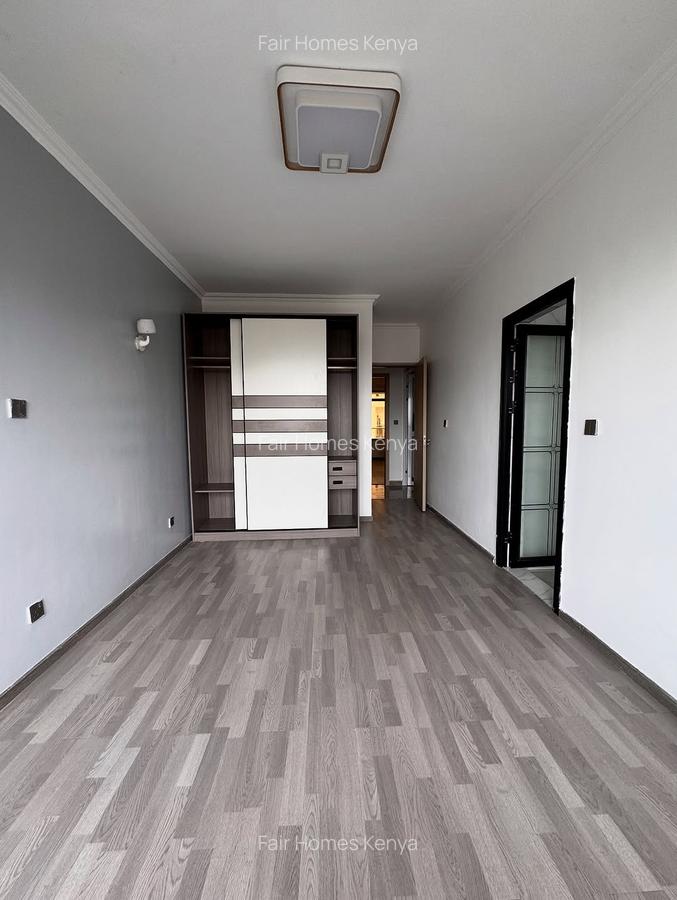 4 Bed Apartment with En Suite at Ndemi Road - 11