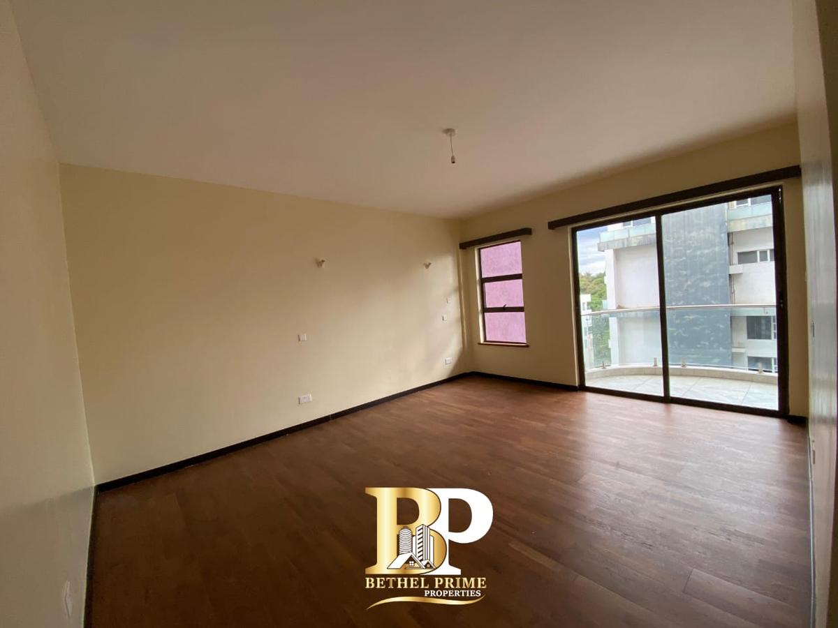 4 Bed Apartment with En Suite in General Mathenge - 8