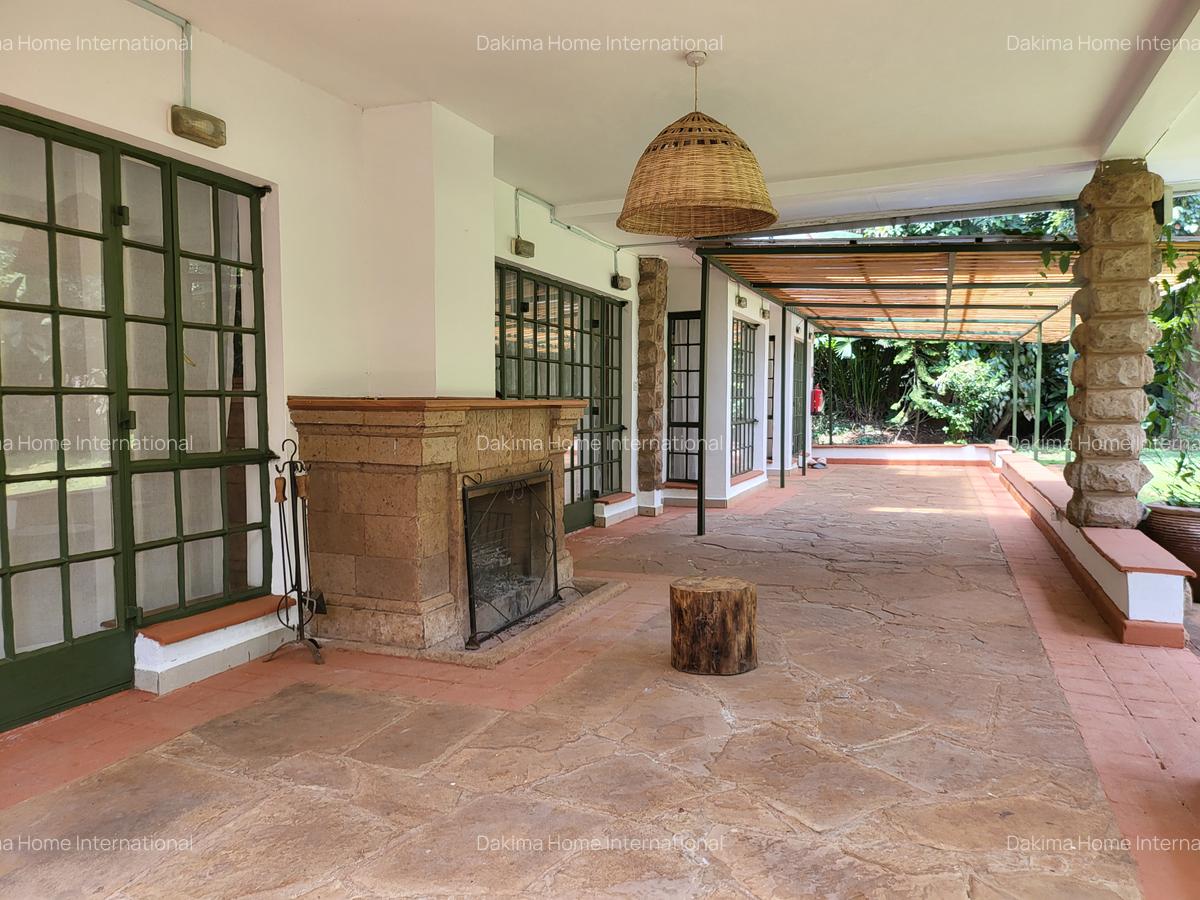 5 Bed Townhouse with En Suite in Rosslyn - 18