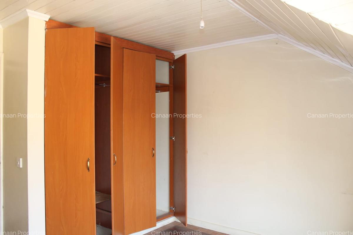 3 Bed Apartment with Borehole in Langata - 10