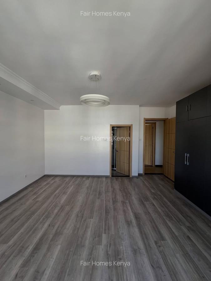 3 Bed Apartment with En Suite at Valley Arcade - 7