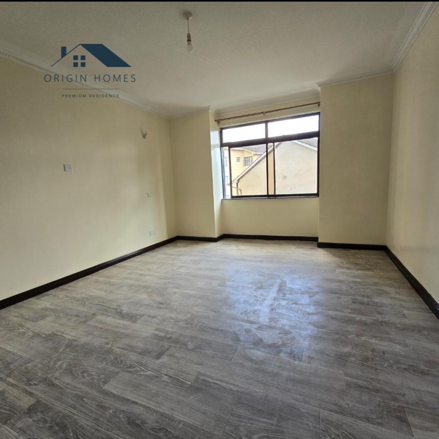 3 Bed Apartment with En Suite at Lavington - 7