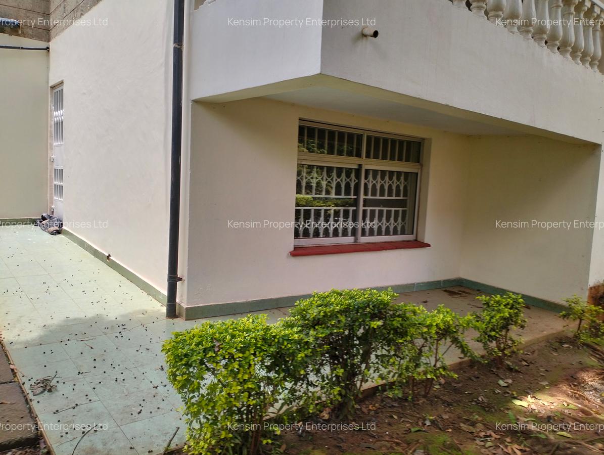 5 Bed Townhouse with En Suite in Lavington - 2