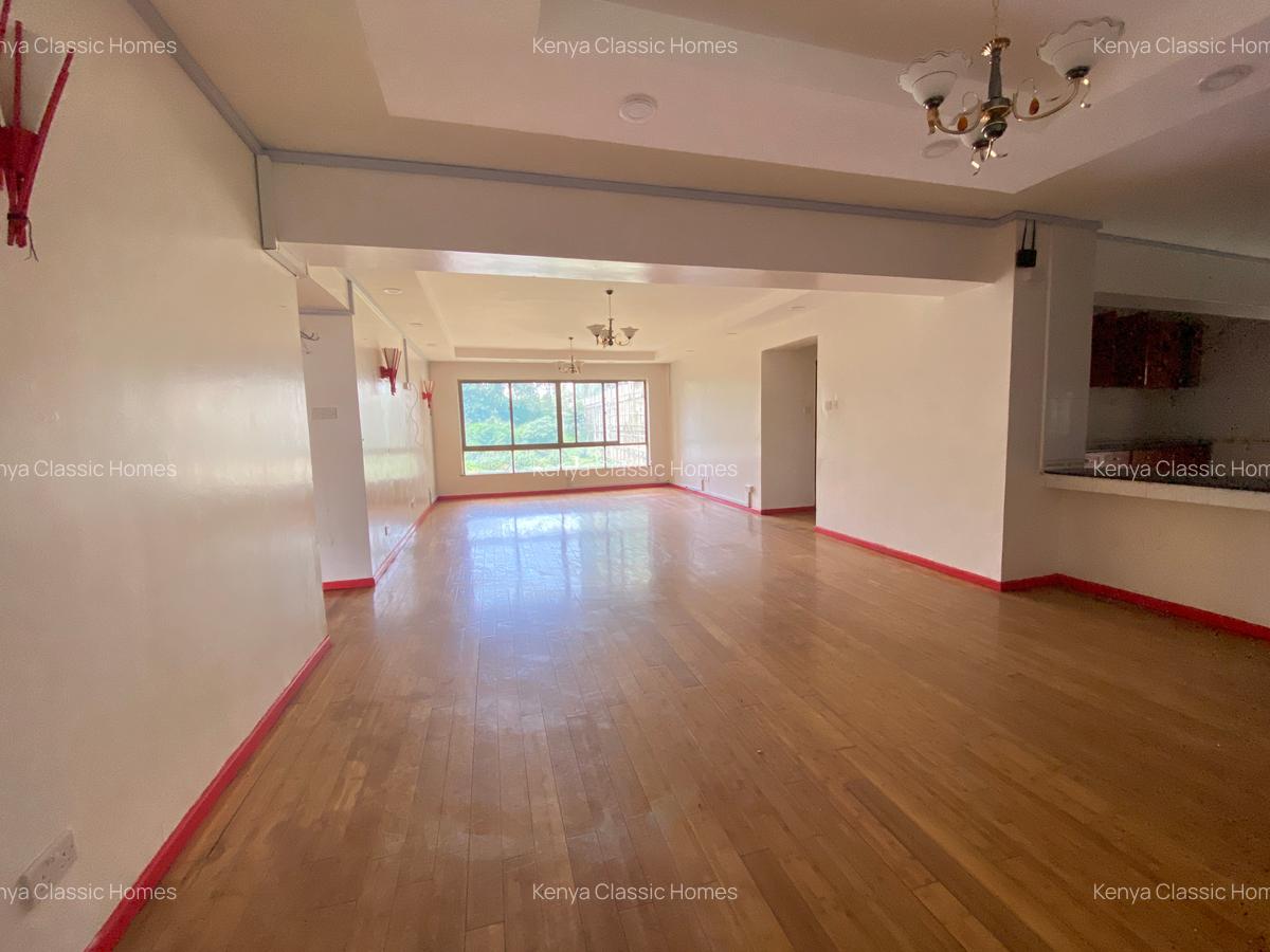 4 Bed Apartment with En Suite at Lvington - 15