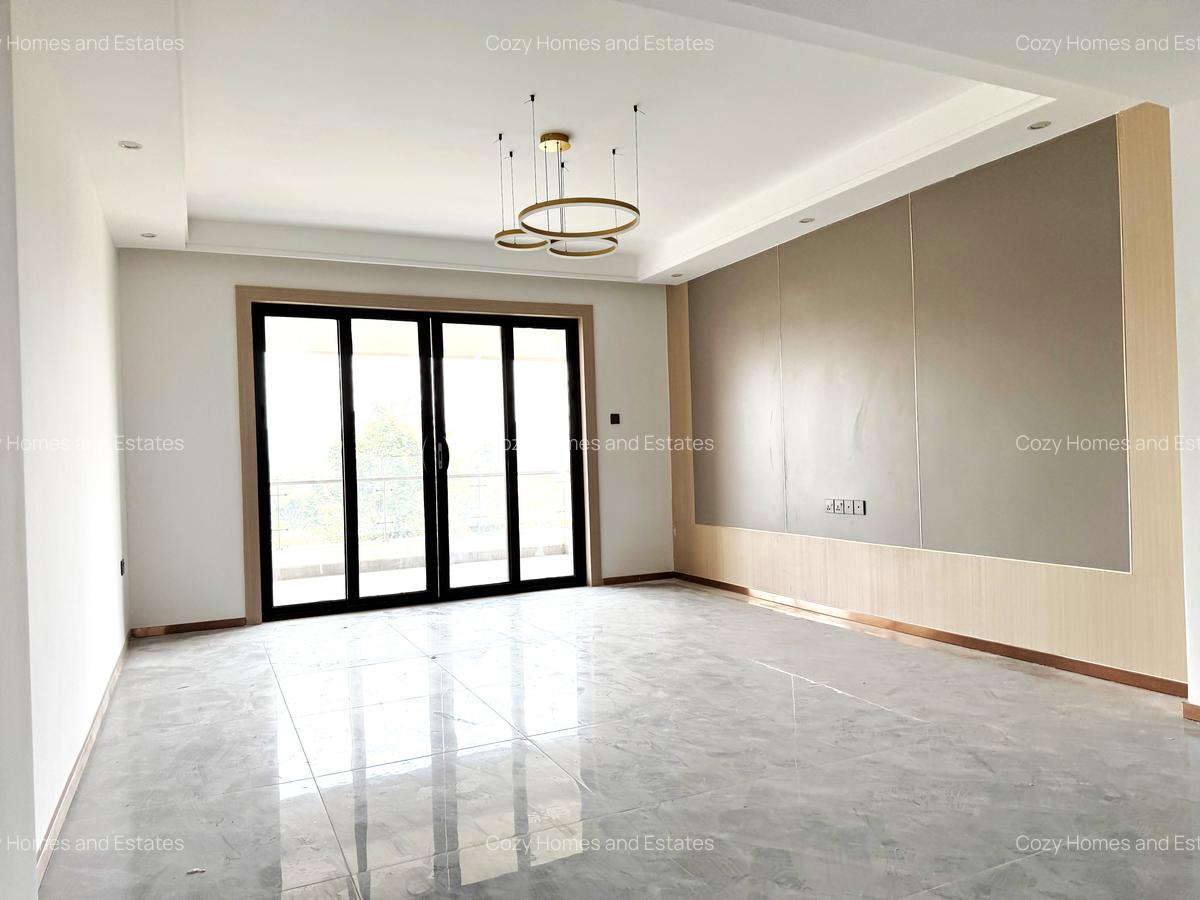 3 Bed Apartment with En Suite at Riverside - 2