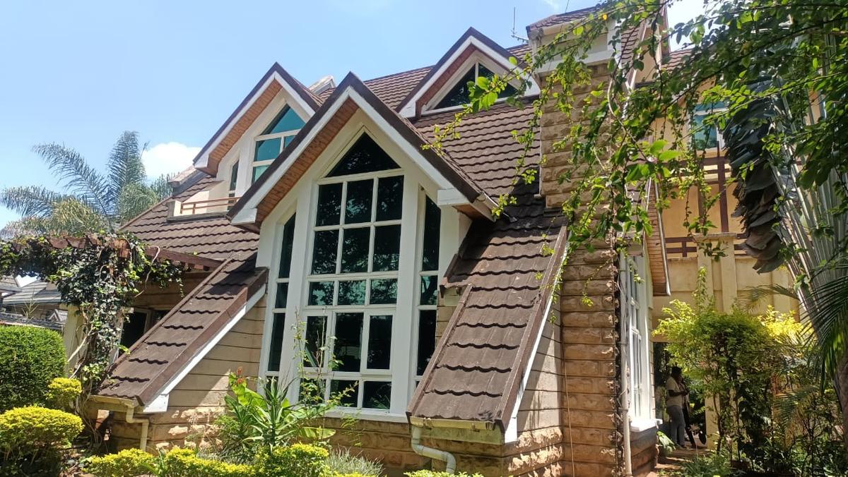 5 Bed Townhouse with En Suite in Lavington - 10