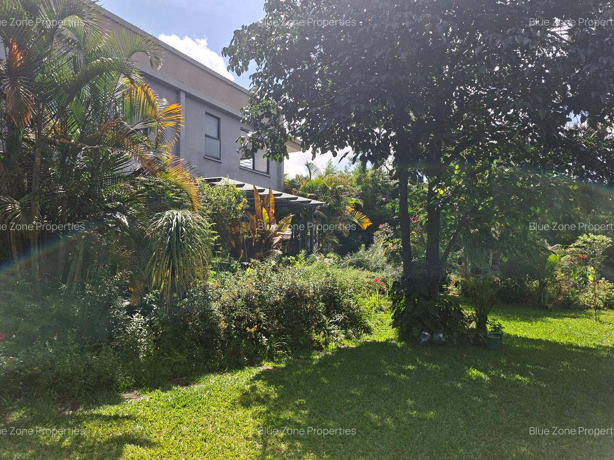 4 Bed Townhouse with En Suite at Off Glory Rd - 4