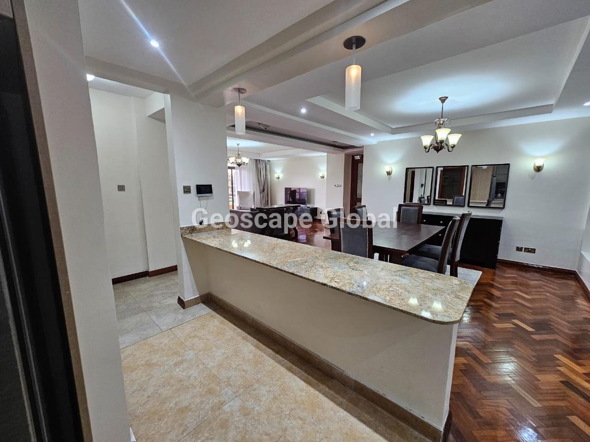 Furnished 4 Bed Apartment with En Suite in Riverside - 12