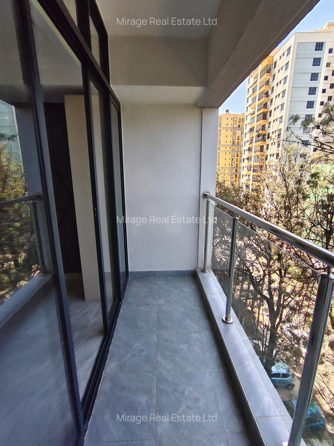 1 Bed Apartment with Staff Quarters in Kilimani - 6