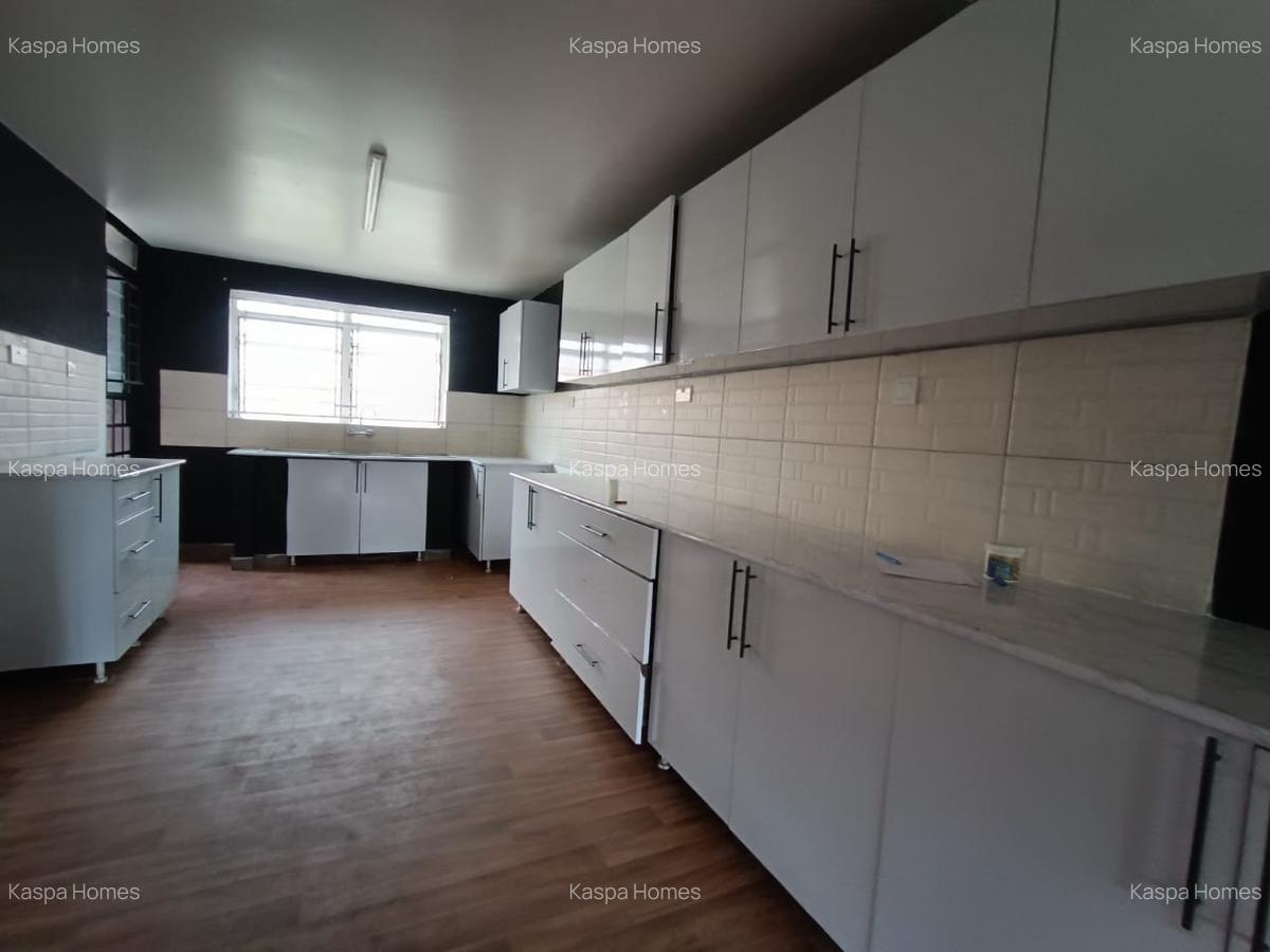 3 Bed House with En Suite in Karen - 10