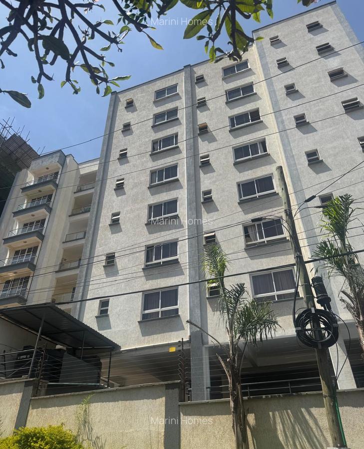 3 Bed Apartment with En Suite in Riverside - 1