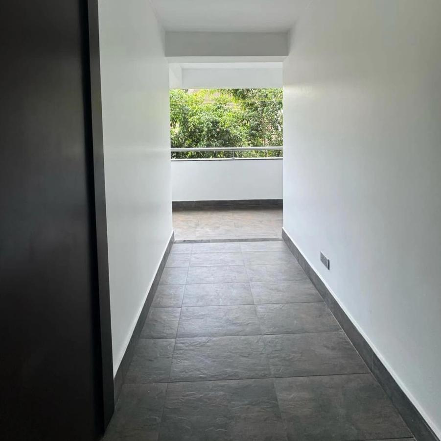Serviced 3 Bed Apartment with En Suite at Riverside Drive - 9